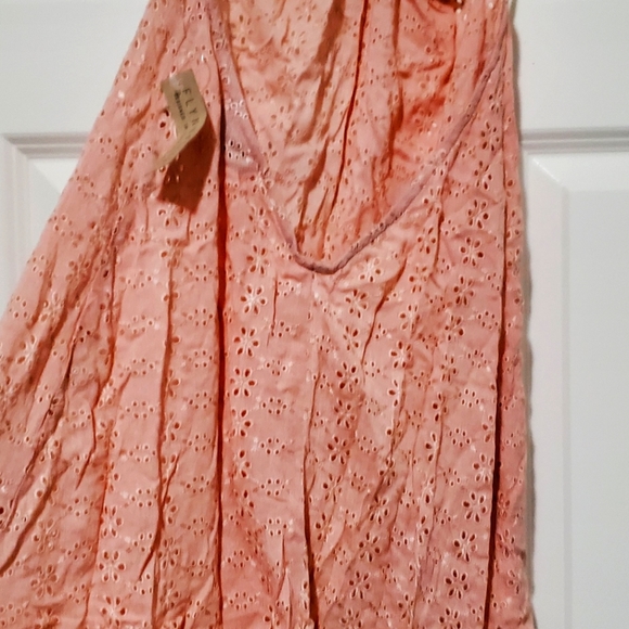 Flynn Skye Halter top Sz. S - Picture 2 of 3